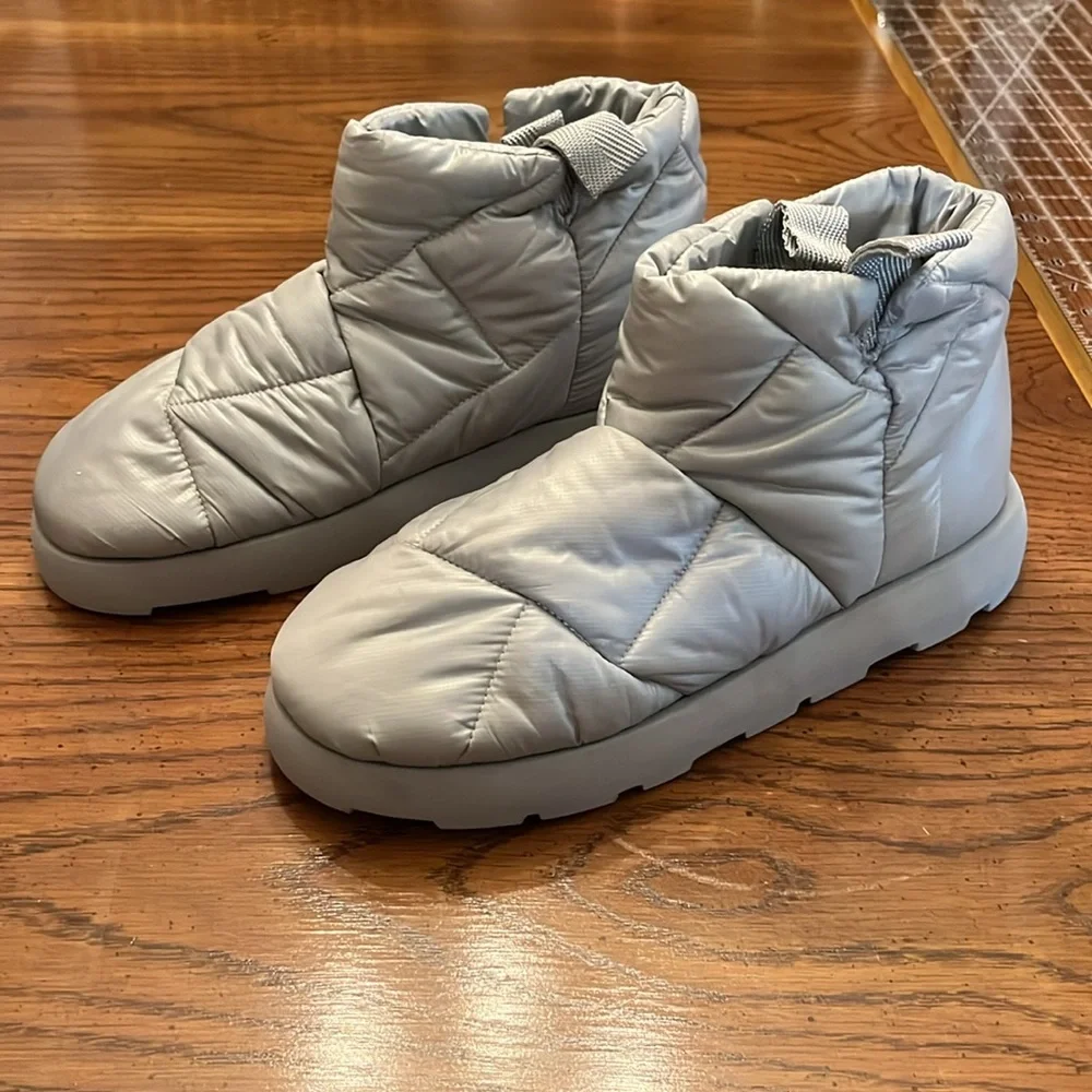 Piumestudio moon‎ boots, size 41